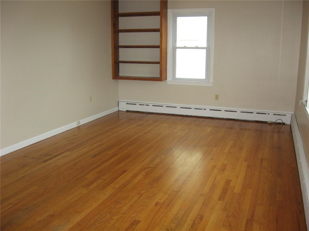 65 Oak Street Westerly, RI 02891 - Photo 12 of 38 Gallery Image 12