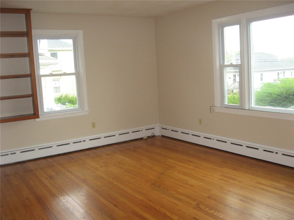 65 Oak Street Westerly, RI 02891 - Photo 10 of 38 Gallery Image 10