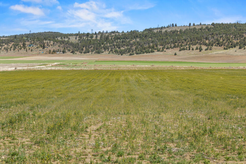 32585 Transformer Road Malin, OR 97632 - Photo 29 of 82 27