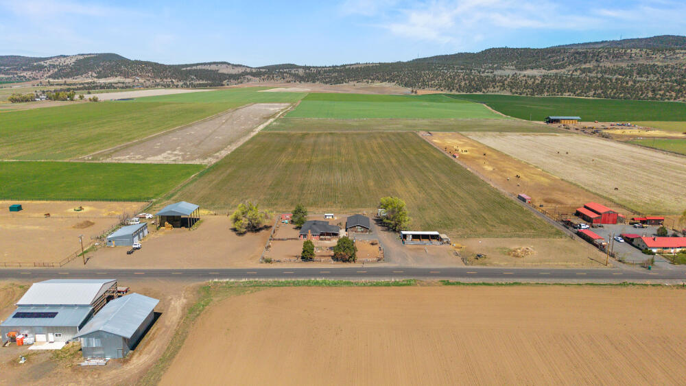 32585 Transformer Road Malin, OR 97632 - Photo 39 of 82 37