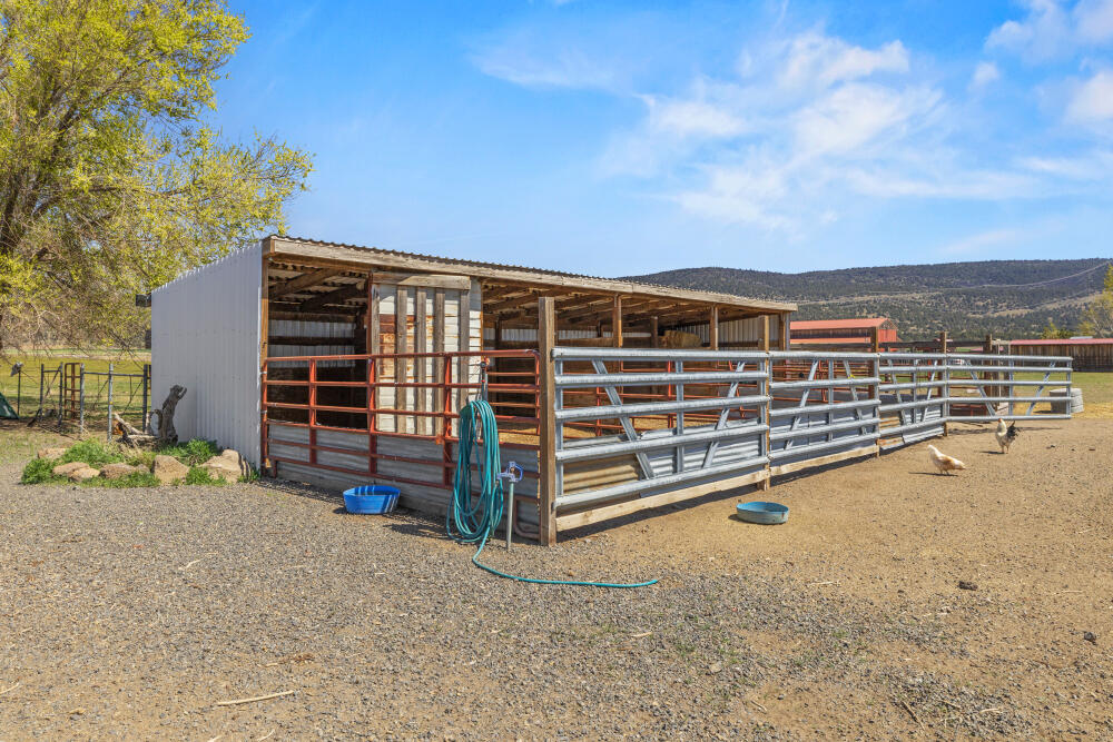 32585 Transformer Road Malin, OR 97632 - Photo 53 of 82 52