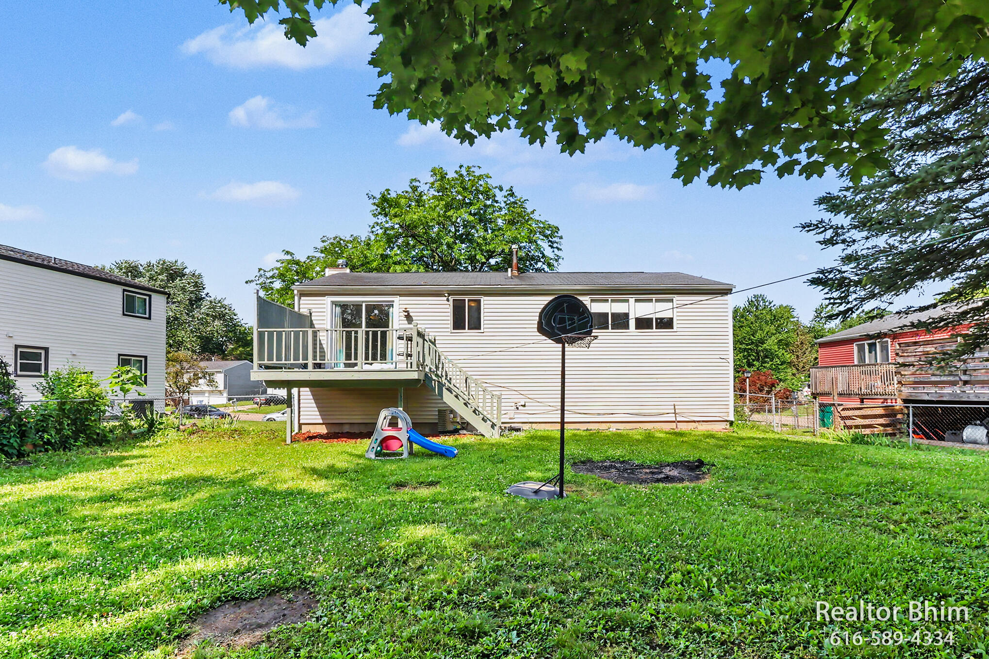 6007 Rockingham Drive Lansing, MI 48911 - Photo 7 of 30 786A4168