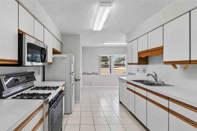 $189,900 | 2833 Wingfoot Court, Winter Haven, FL 33884