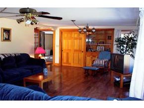344 Washington Street Rochester, NH 03839 - Photo 3 of 5