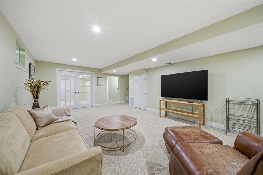 201 Boston Post Road Wayland, MA 01778 - Photo 24 of 37
