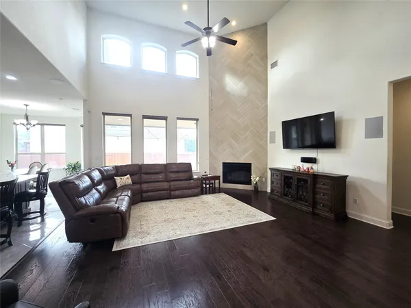 $4,295 | 2900 Zoysia Drive, Leander, TX 78641