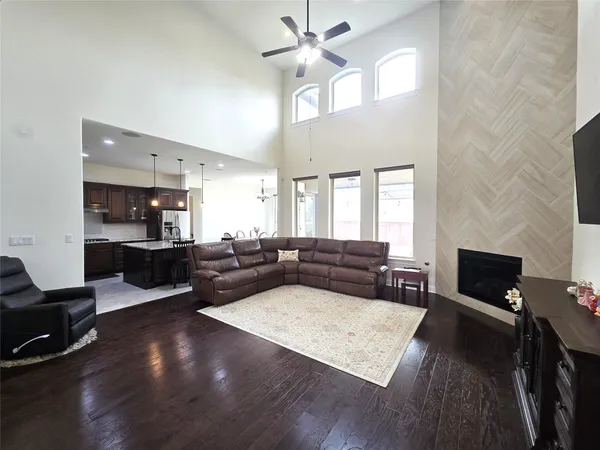 $4,295 | 2900 Zoysia Drive, Leander, TX 78641