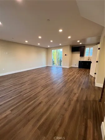 $3,995 | 11845 Grevillea Avenue, Unit 7, Hawthorne, CA 90250