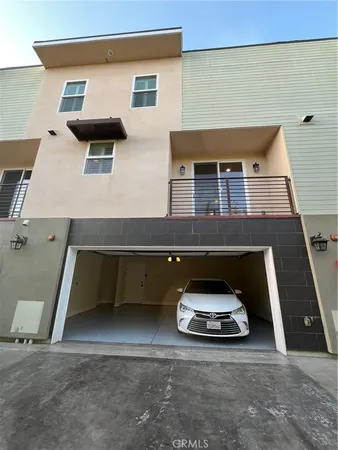 $3,995 | 11845 Grevillea Avenue, Unit 7, Hawthorne, CA 90250