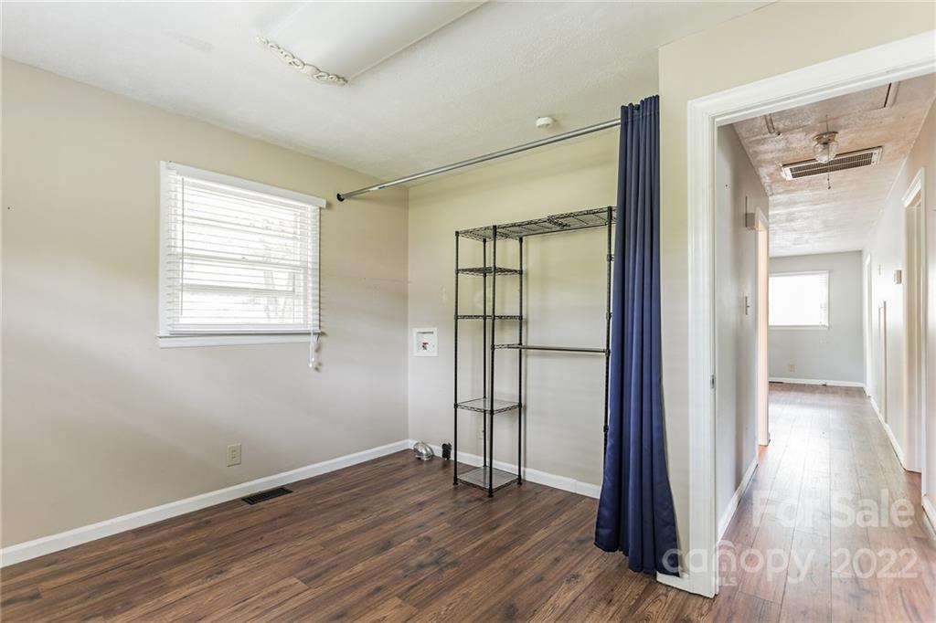 7605 Summerfield Road Summerfield, NC 27358 - Photo 14 of 28 Gallery Image 14