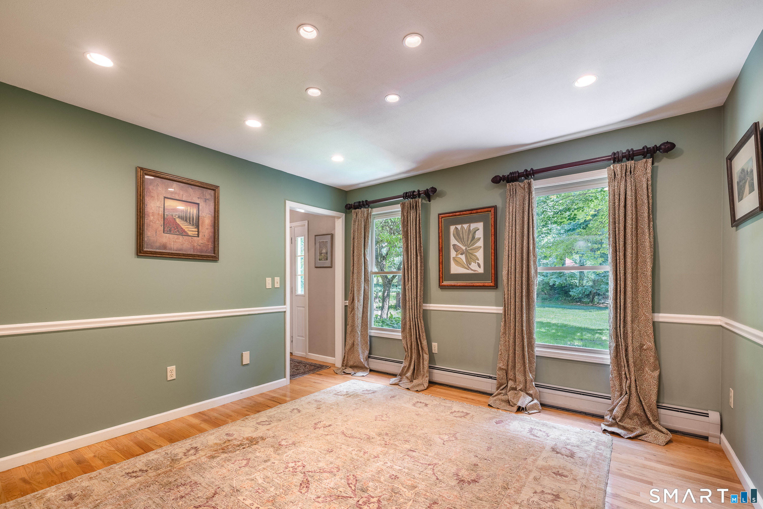 17 Sweet Meadow Road Newtown, CT 06470 - Photo 10 of 40