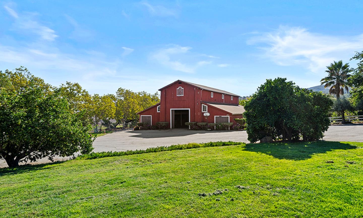547 Mission Vineyard Road Hollister, CA 95023 - Photo 15 of 15