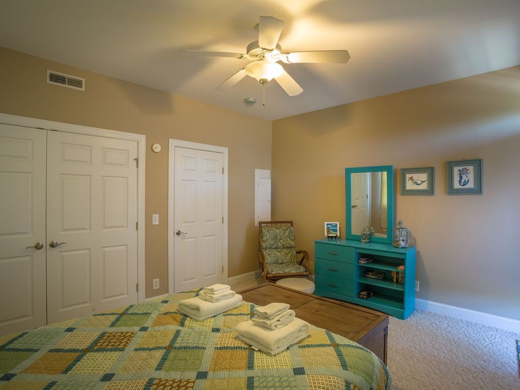 706 Mariners View, Unit D Carrabelle, FL 32322 - Photo 11 of 22