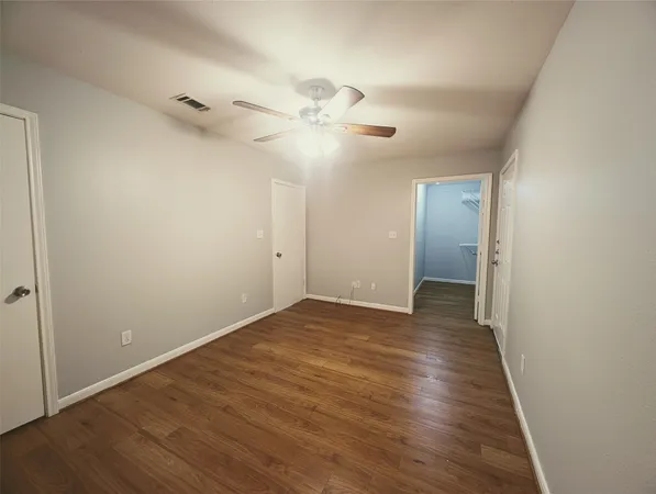 $1,195 | 138 South Bend Court, Unit A, Willis, TX 77378