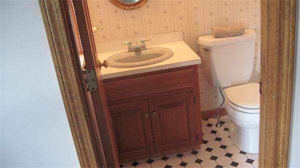 20 Field Road Medway, MA 02053 - Photo 18 of 23 Gallery Image 18