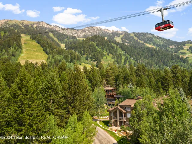 $4,800,000 | 3527 McCollister Drive, Unit 4, Teton Village, WY 83025
