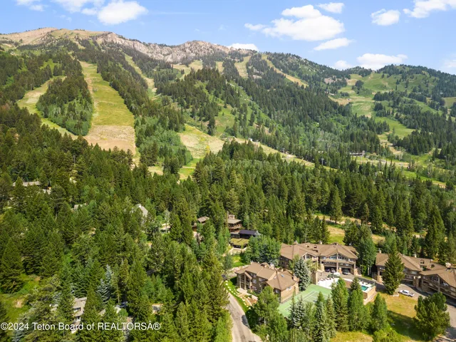$4,800,000 | 3527 McCollister Drive, Unit 4, Teton Village, WY 83025