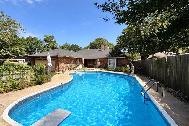 $3,000 | 2606 Cloud Court, Arlington, TX 76017