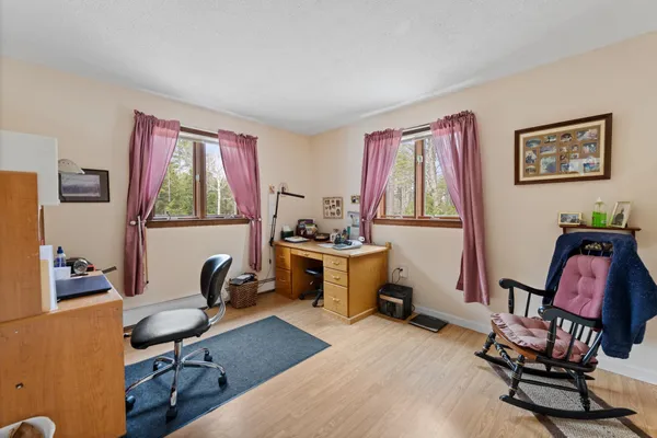 $639,900 | 126 Hobart Hill Road, Hebron, NH 03241