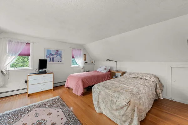 $639,900 | 126 Hobart Hill Road, Hebron, NH 03241