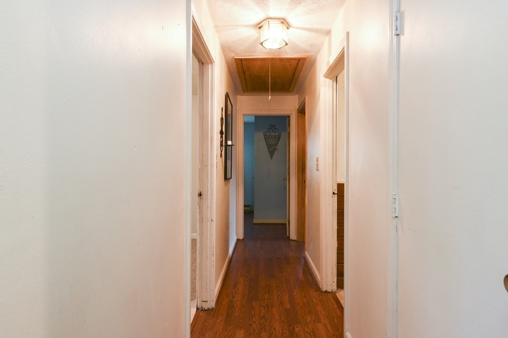 1658 State Road Plymouth, MA 02360 - Photo 8 of 22 Gallery Image 8