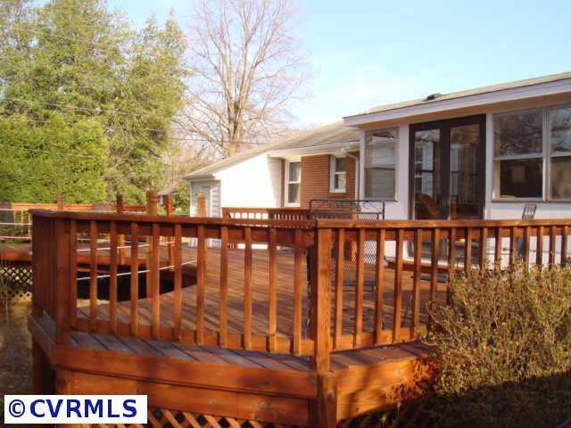 5428 Gilling Road Richmond, VA 23234 - Photo 3 of 10 Other - Full length wrap around Entertainment Deck.