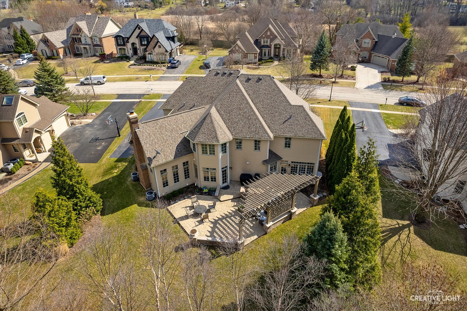 39-w644 Walt Whitman Road St. Charles, IL 60175 - Photo 2 of 59