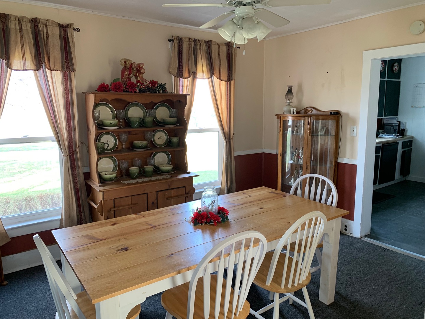 376 Palmyra Road Dixon, IL 61021 - Photo 4 of 23
