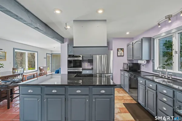 $724,000 | 59-61 Wig Hill Road, Chester, CT 06412