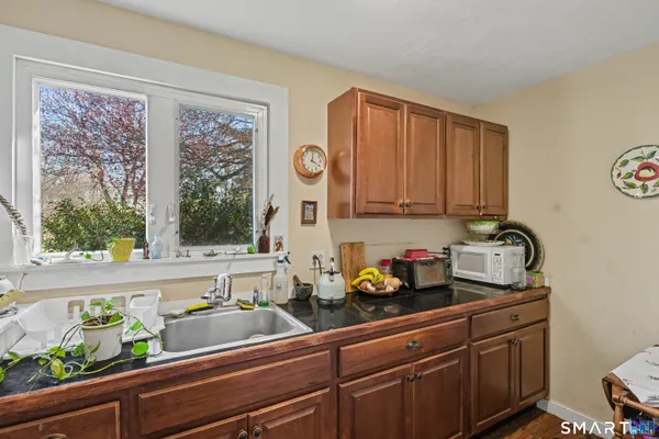 $724,000 | 59-61 Wig Hill Road, Chester, CT 06412