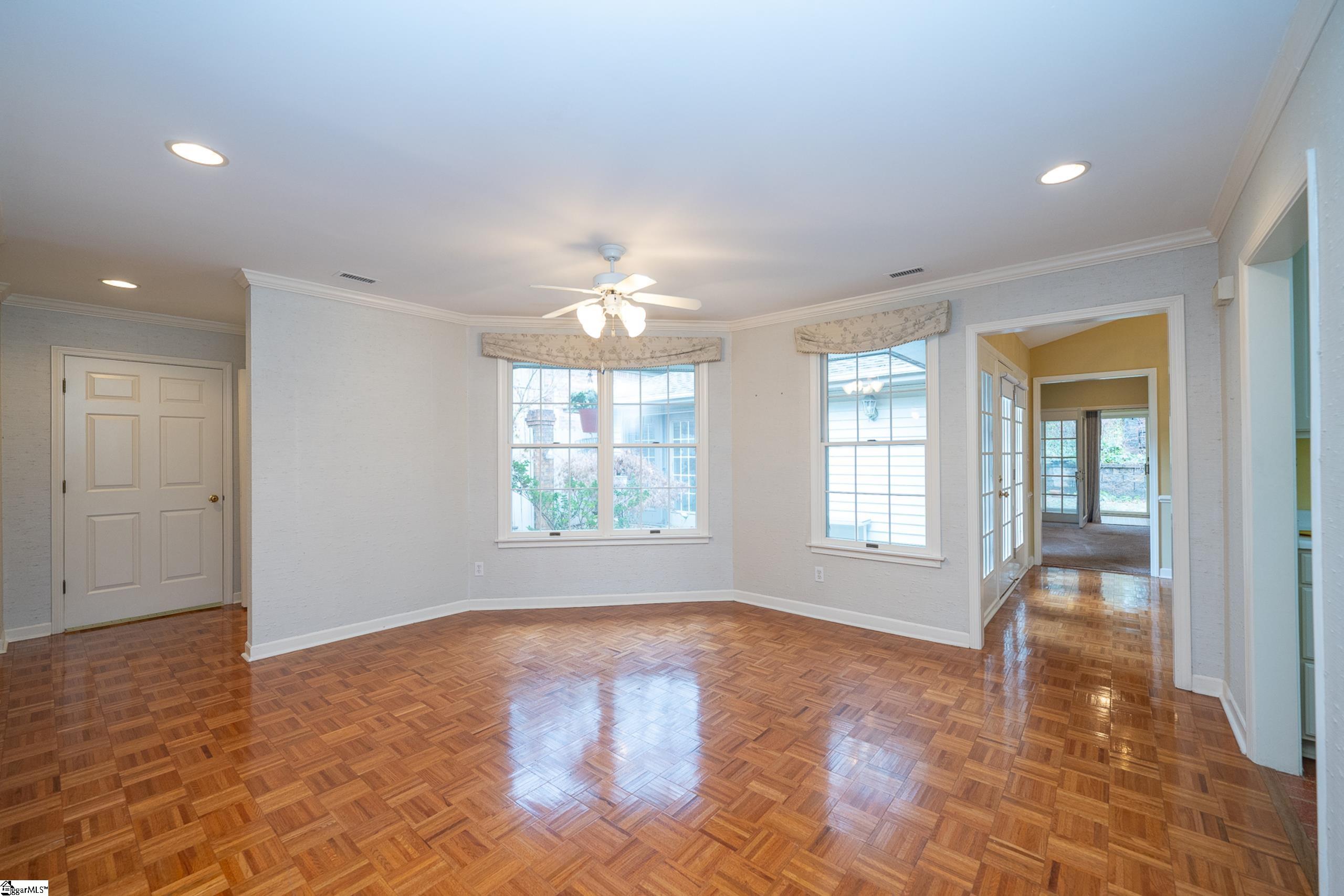 133 Hummingbird Ridge Greenville, SC 29605 - Photo 3 of 40 Gallery Image 3