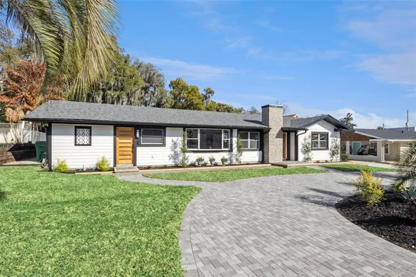 $1,289,000 | 118 North Grandview Street, Mount Dora, FL 32757
