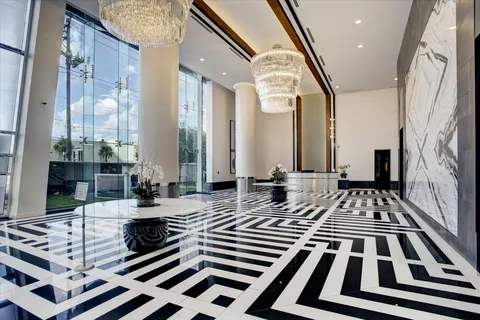 $3,995,000 | 4521 San Felipe Street, Unit 2801, Houston, TX 77027