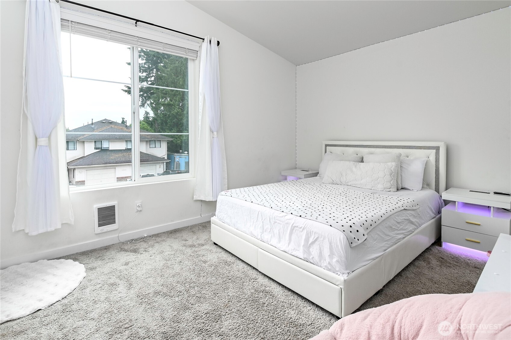 11512 3rd Place West, Unit B Everett, WA 98204 - Photo 13 of 26