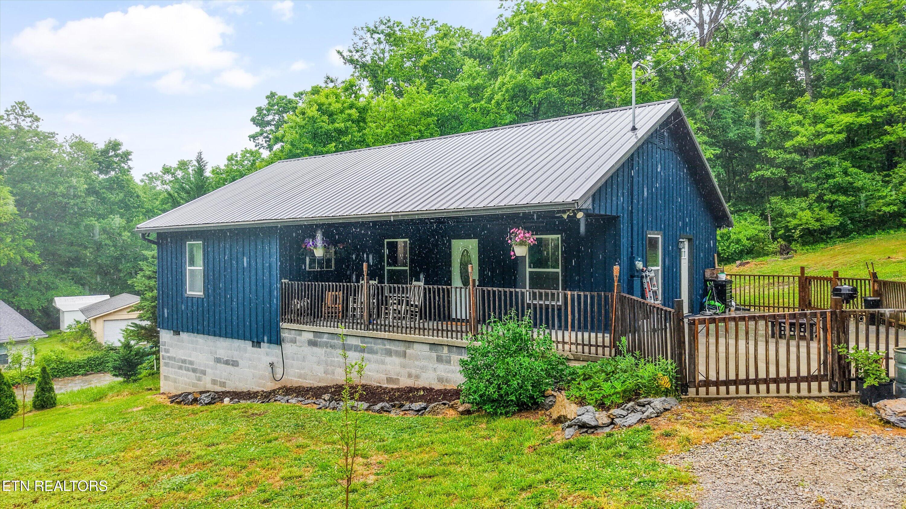 2335 Southside Road Knoxville, TN 37920 - Photo 2 of 39 02-2335 Southside Rd37
