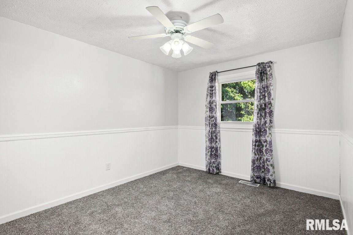 1127 Rosemary Road Pekin, IL 61554 - Photo 19 of 36 Gallery Image 19