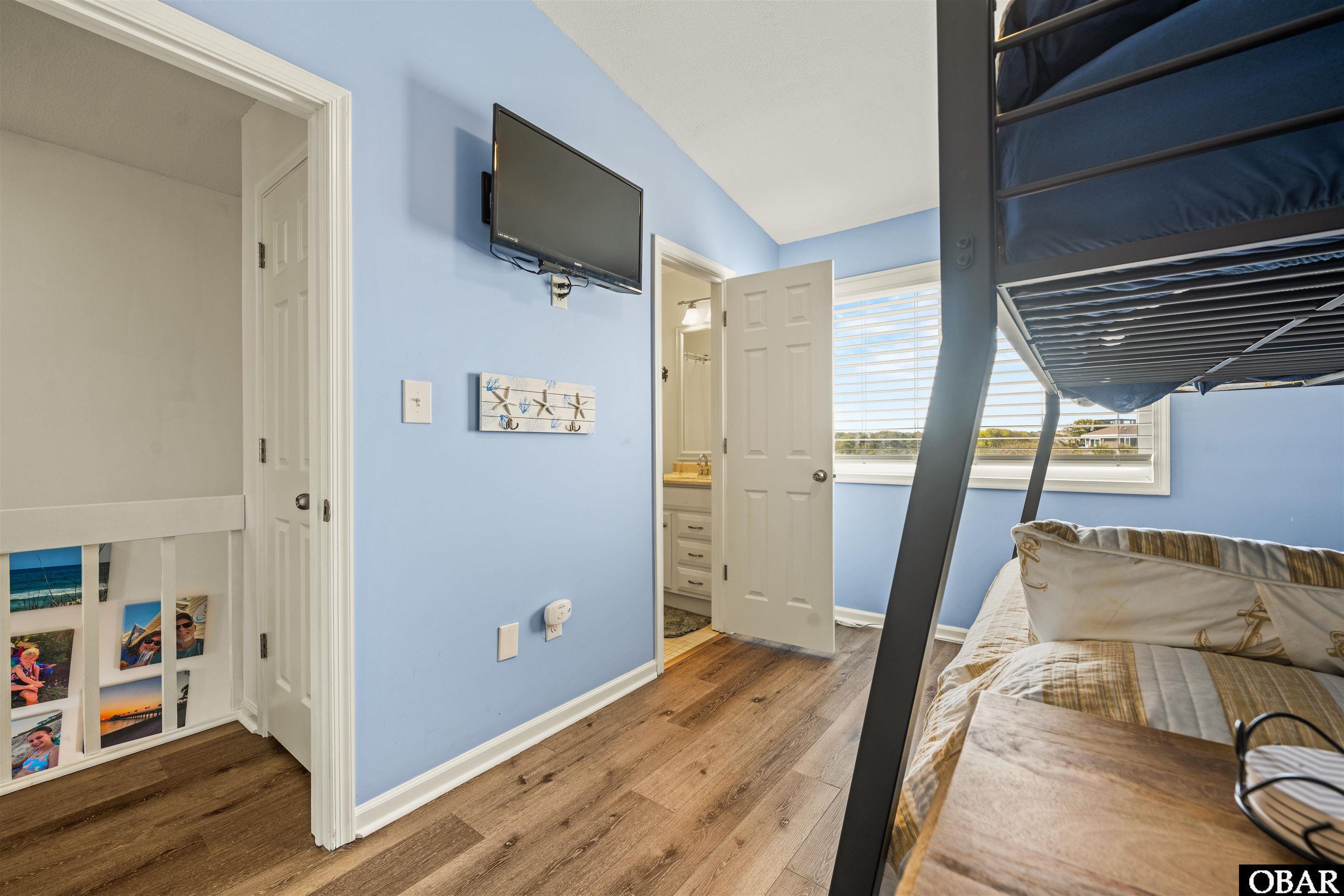 135-6 Georgetown Sands Road, Unit 3 Duck, NC 27949 - Photo 27 of 45
