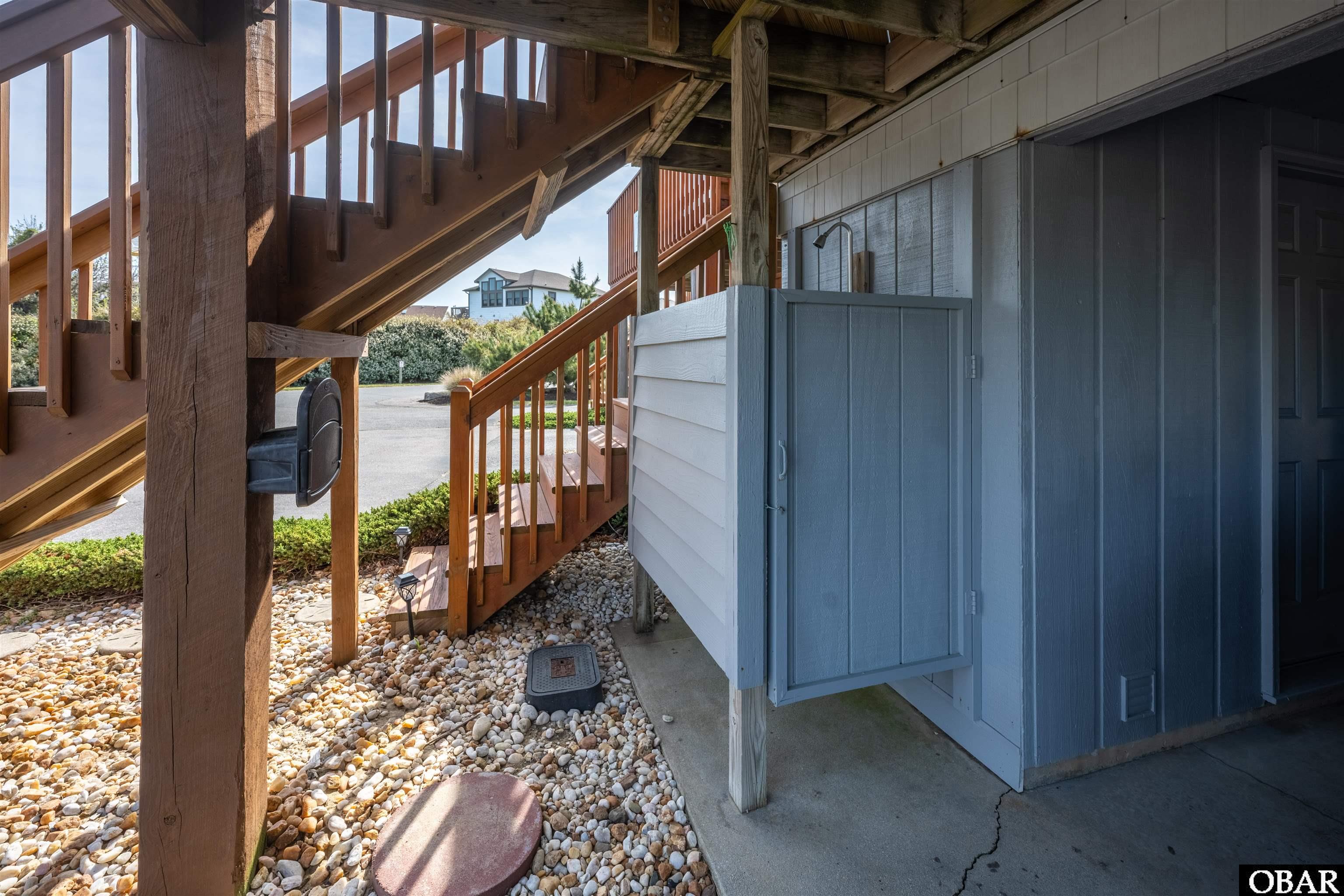 135-6 Georgetown Sands Road, Unit 3 Duck, NC 27949 - Photo 30 of 45
