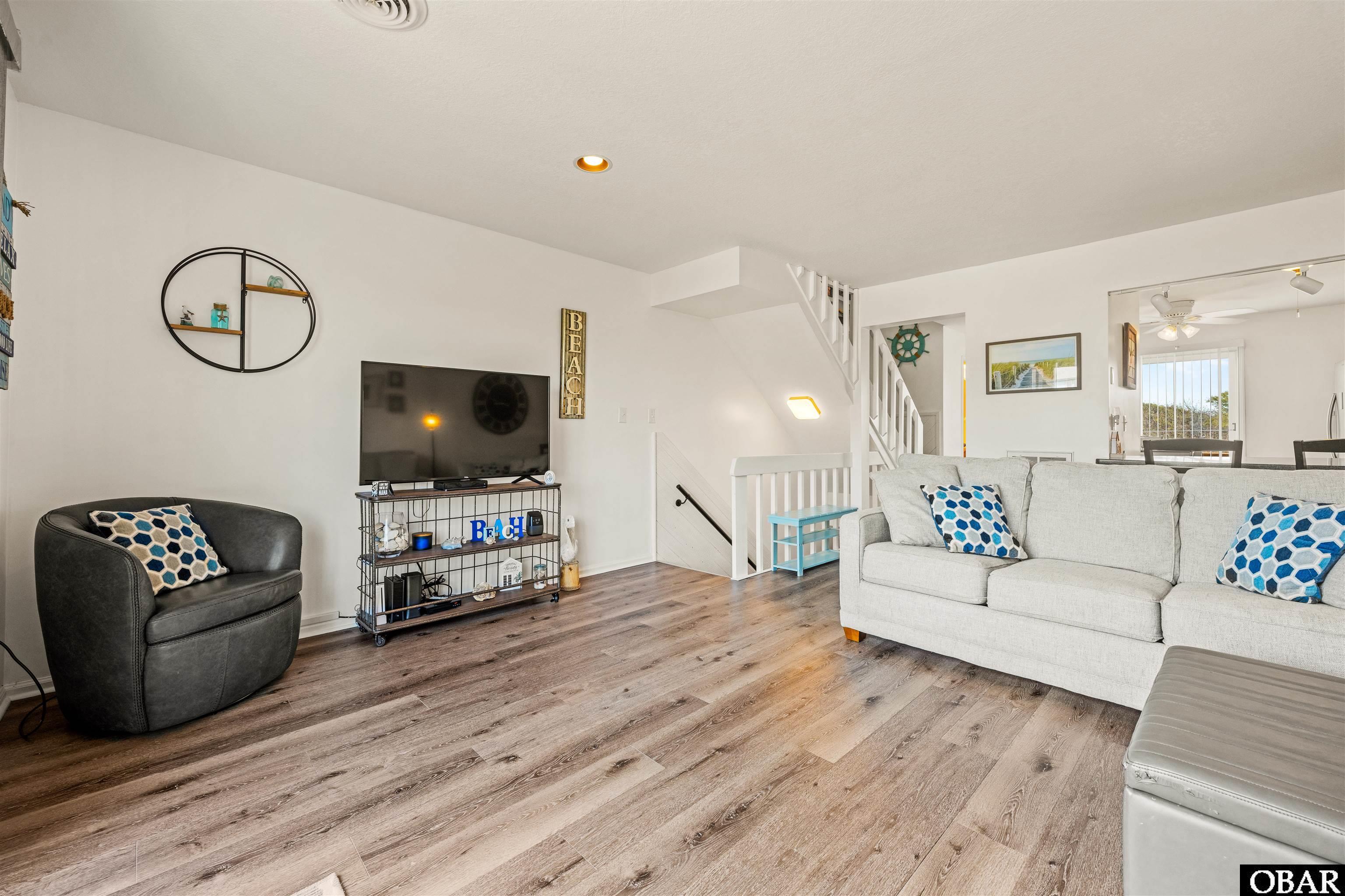 135-6 Georgetown Sands Road, Unit 3 Duck, NC 27949 - Photo 8 of 45