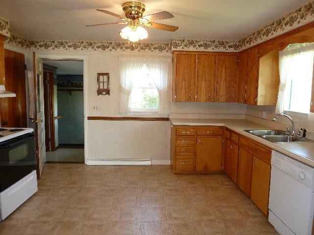 7777 Schultz Road Hubbard Lake, MI 49747 - Photo 3 of 13 Gallery Image 3