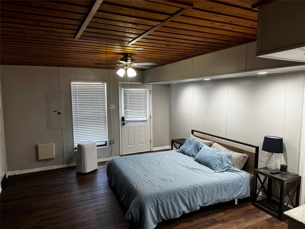 1029 Cross Bend Road Plano, TX 75023 - Photo 23 of 33