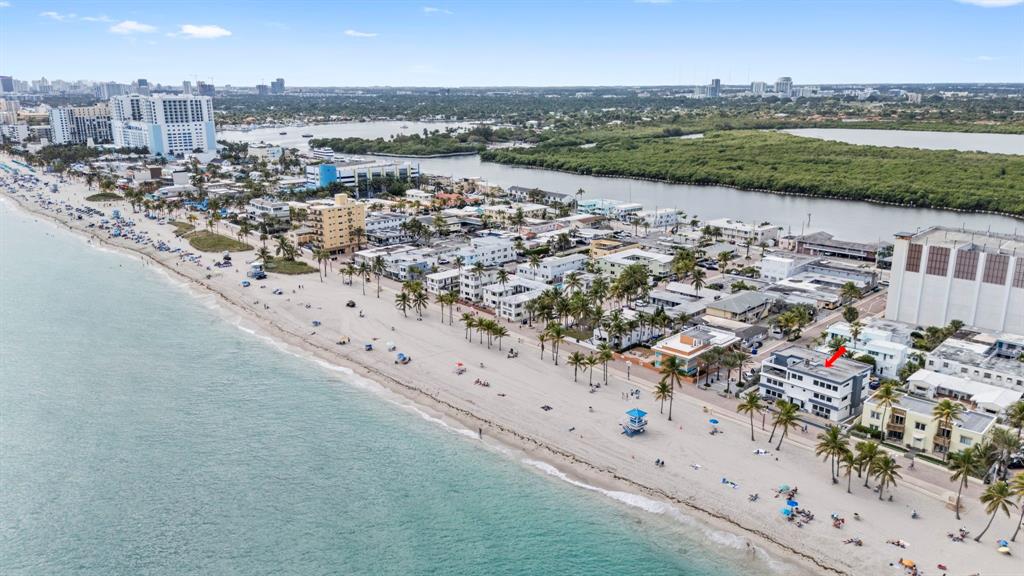 2201 North Surf Road Hollywood, FL 33019 - Photo 4 of 59