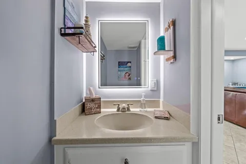 $6,200,000 | 2201 North Surf Road, Hollywood, FL 33019