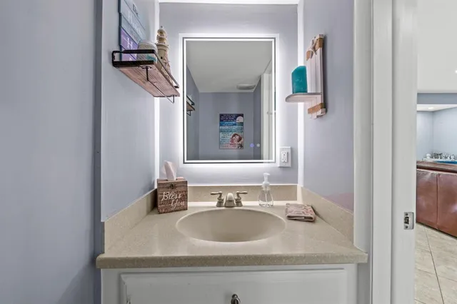 $6,200,000 | 2201 North Surf Road, Hollywood, FL 33019