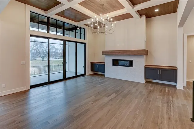 $1,049,900 | 3906 West 84th Terrace, Prairie Village, KS 66206