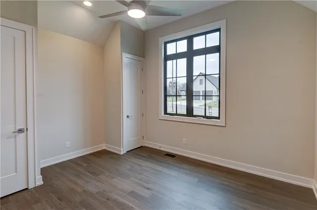 $1,049,900 | 3906 West 84th Terrace, Prairie Village, KS 66206