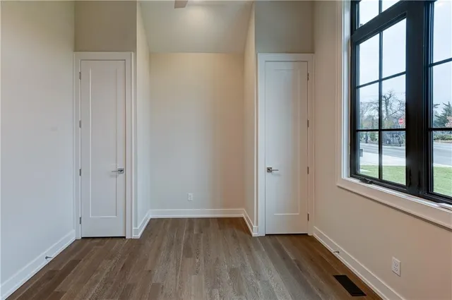 $1,049,900 | 3906 West 84th Terrace, Prairie Village, KS 66206