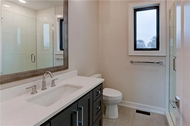 $1,049,900 | 3906 West 84th Terrace, Prairie Village, KS 66206