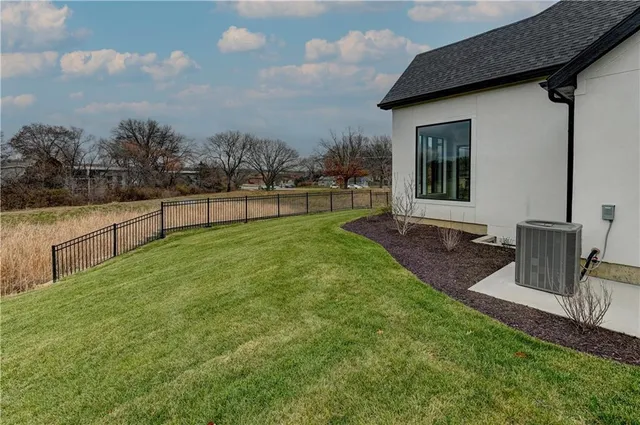 $1,049,900 | 3906 West 84th Terrace, Prairie Village, KS 66206