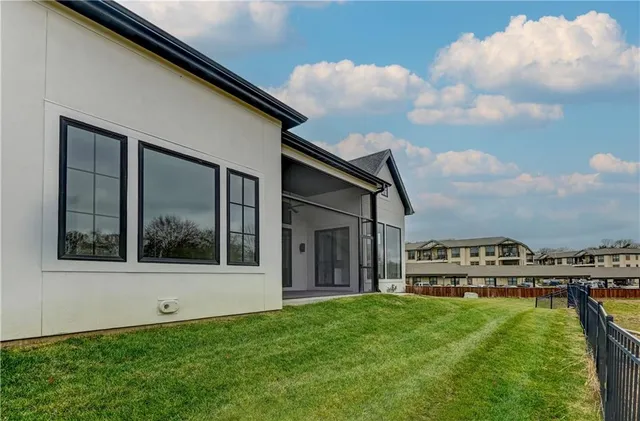 $1,049,900 | 3906 West 84th Terrace, Prairie Village, KS 66206